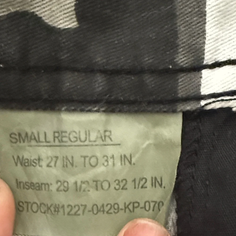 Camouflage Cargo Pants - Picture 5 of 6